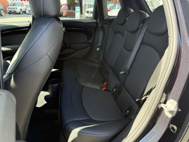 BMW MINI COOPER S 5DOOR 2021 Image 31