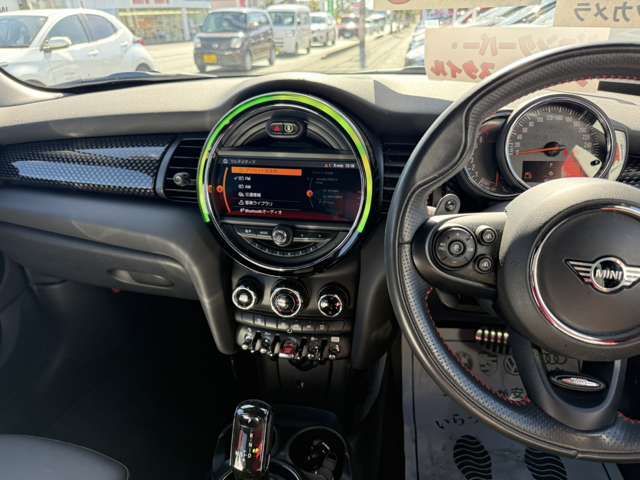 BMW MINI COOPER S 5DOOR 2021 Image 31