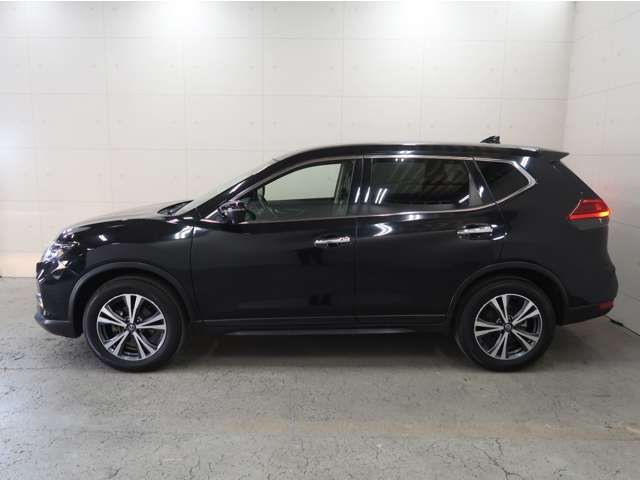 NISSAN X-TRAIL 4WD 2018 Image 31