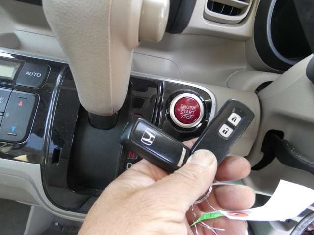 HONDA N BOX 2013 Image 31
