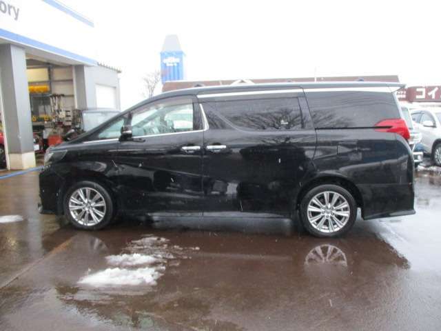 TOYOTA ALPHARD 4WD 2017 Image 31