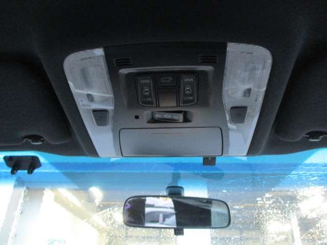 TOYOTA ALPHARD 4WD 2017 Image 31