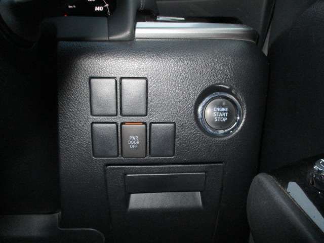 TOYOTA ALPHARD 4WD 2017 Image 31