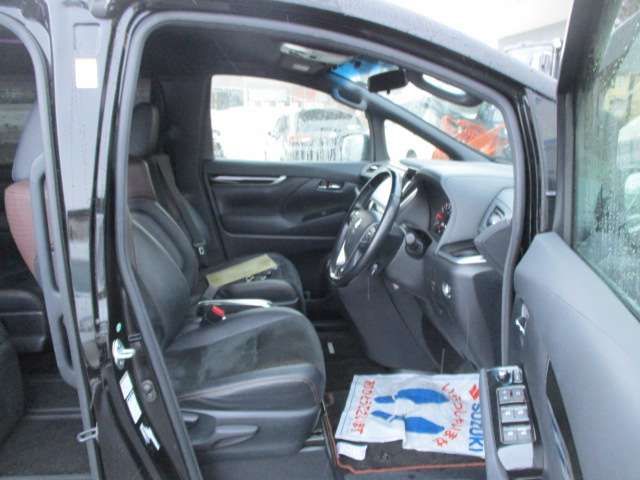 TOYOTA ALPHARD 4WD 2017 Image 31