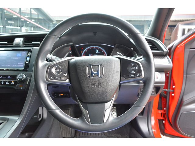 HONDA CIVIC HATCHBACK 2018 Image 31