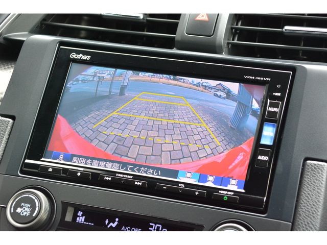 HONDA CIVIC HATCHBACK 2018 Image 31