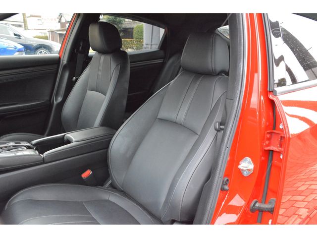 HONDA CIVIC HATCHBACK 2018 Image 31