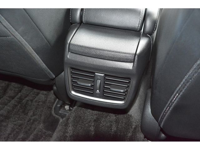 HONDA CIVIC HATCHBACK 2018 Image 31