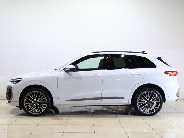 AUDI Q5 2025 Image 31