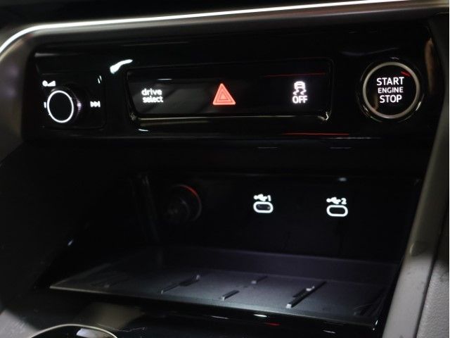 AUDI Q5 2025 Image 31