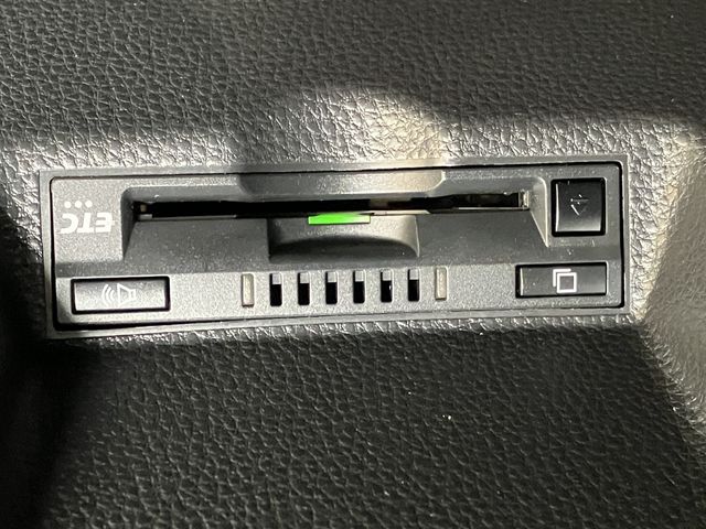 TOYOTA YARIS CROSS HYBRID 2023 Image 31