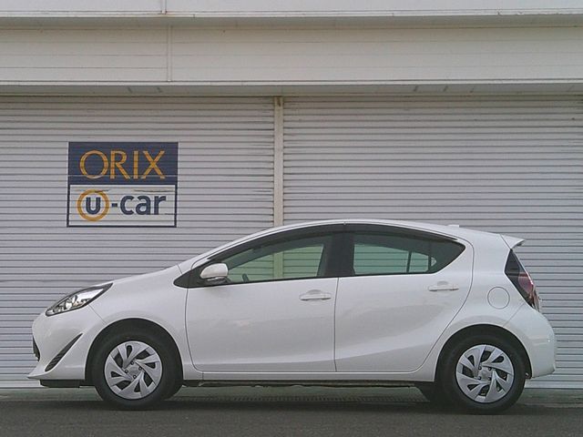 TOYOTA AQUA 2021 Image 31