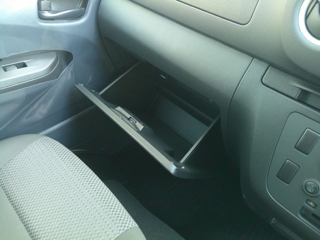 NISSAN CARAVAN VAN 4WD 2026 Image 31