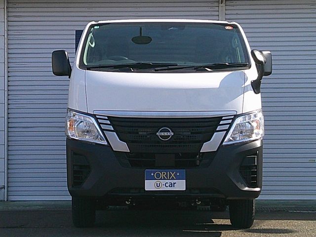 NISSAN CARAVAN VAN 4WD 2026 Image 31
