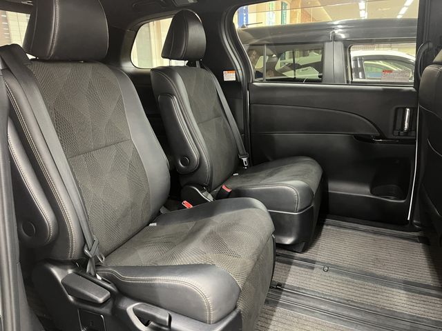 TOYOTA ESTIMA 2016 Image 31