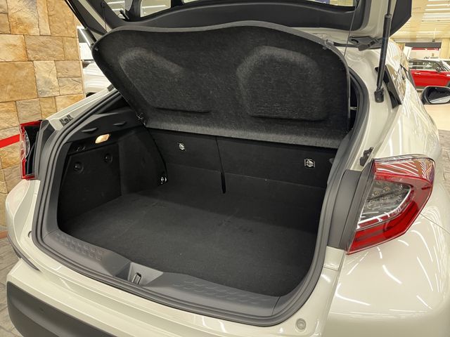 TOYOTA C-HR 2020 Image 31