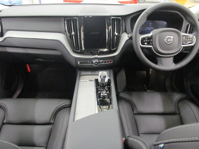 VOLVO XC60 2025 Image 31