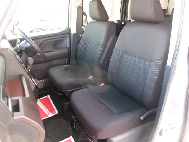 TOYOTA ROOMY 2019 Image 31