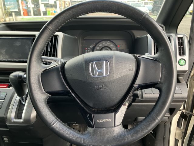 HONDA STEPWAGON SPADA 2010 Image 31