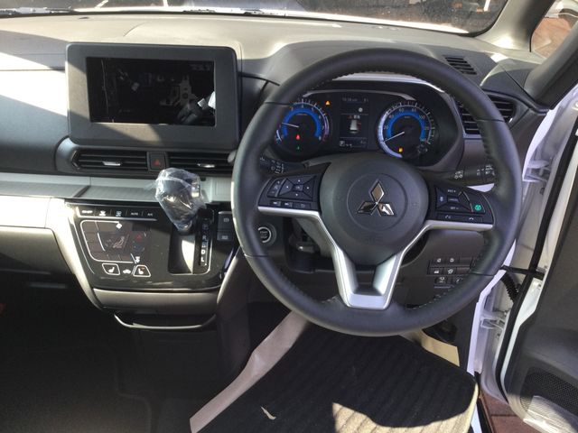 MITSUBISHI DELICA MINI 2025 Image 31