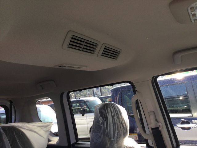 MITSUBISHI DELICA MINI 2025 Image 31