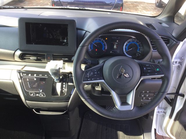 MITSUBISHI DELICA MINI 2025 Image 31