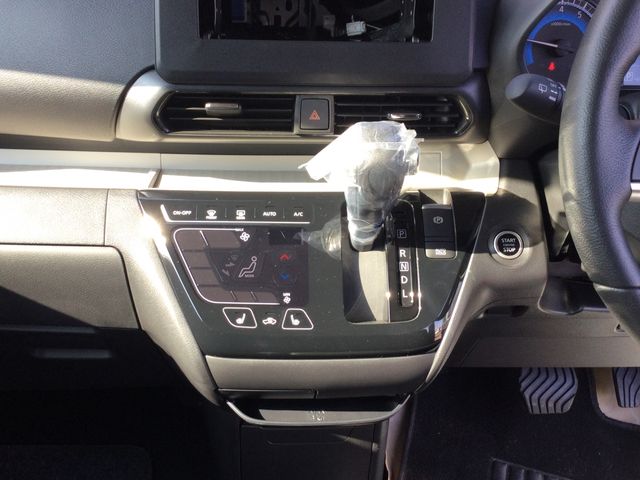 MITSUBISHI DELICA MINI 2025 Image 31