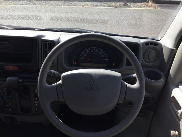 MITSUBISHI MINICAB VAN 4WD 2025 Image 31