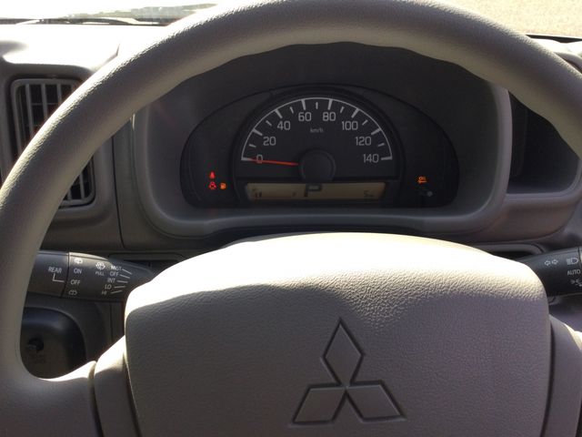 MITSUBISHI MINICAB VAN 4WD 2025 Image 31