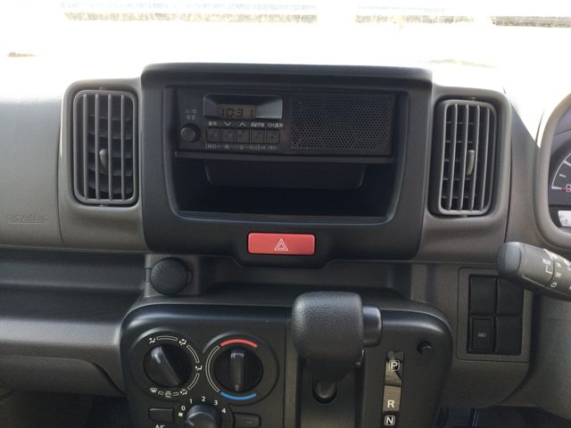 MITSUBISHI MINICAB VAN 4WD 2025 Image 31