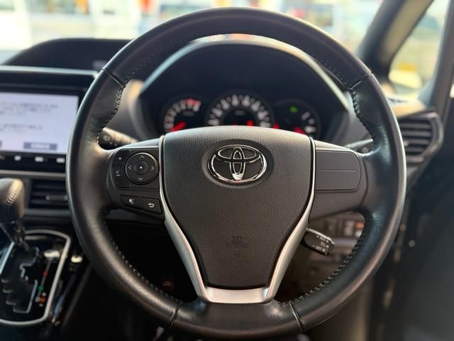 TOYOTA NOAH 2019 Image 31