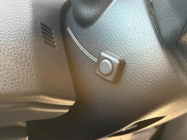 TOYOTA NOAH 2019 Image 31