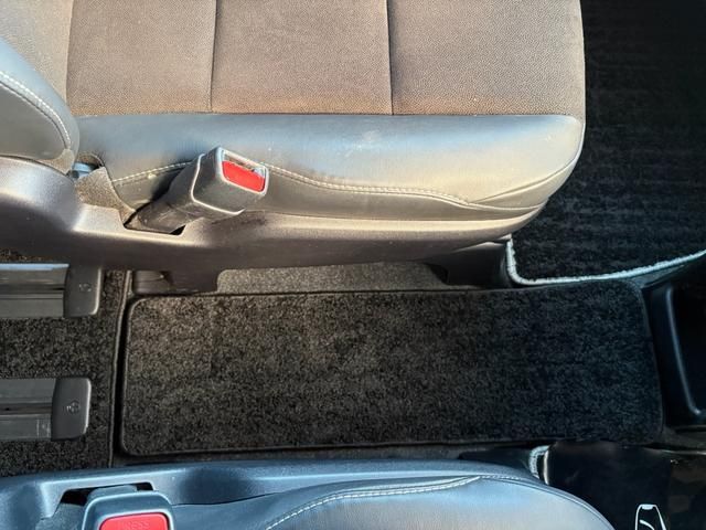 TOYOTA NOAH 2019 Image 31