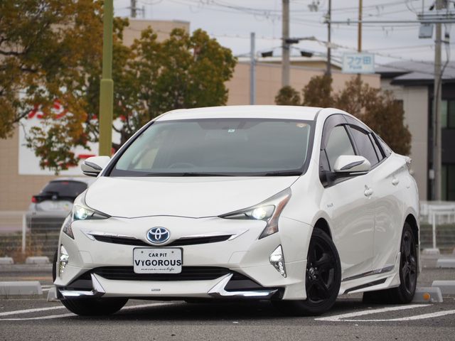 TOYOTA PRIUS 2018 Image 31