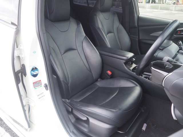 TOYOTA PRIUS 2018 Image 31