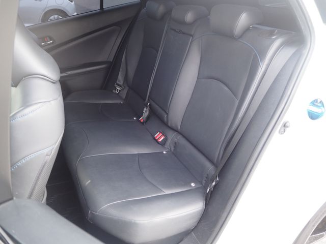 TOYOTA PRIUS 2018 Image 31