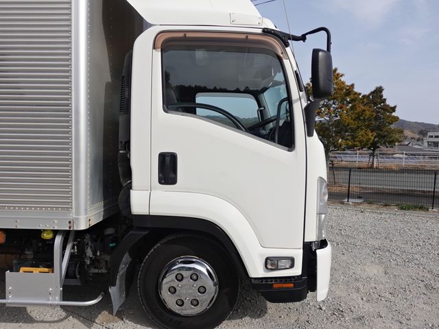 ISUZU FORWARD 2015 Image 31