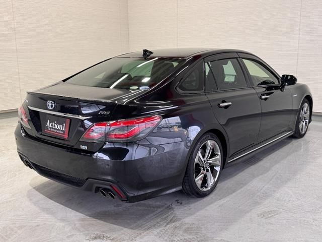 TOYOTA CROWN SEDAN HYBRID 2019 Image 31