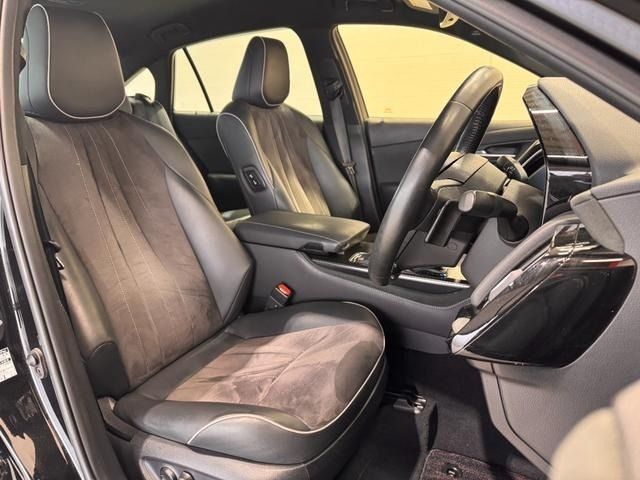 TOYOTA CROWN SEDAN HYBRID 2019 Image 31