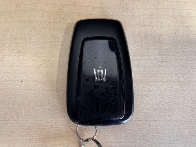 TOYOTA CROWN SEDAN HYBRID 2019 Image 31