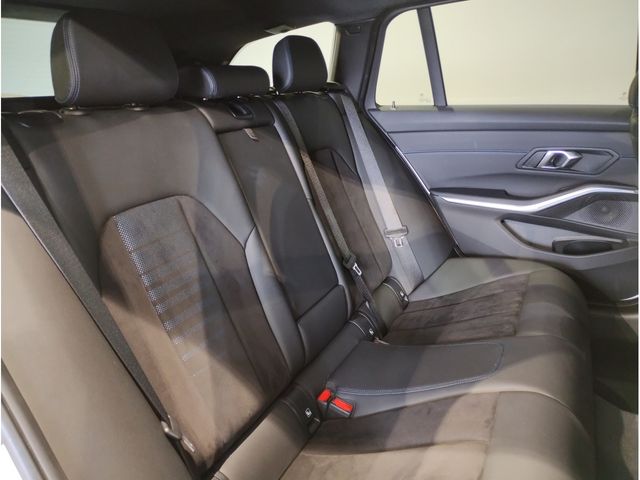 BMW 3SERIES TOURING 2023 Image 31