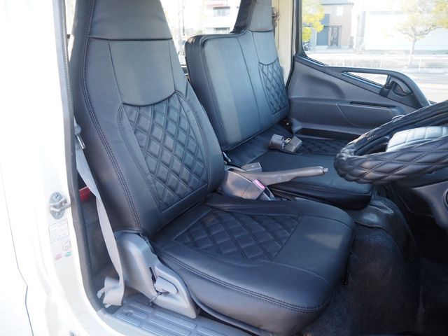 MITSUBISHI CANTER 2014 Image 31