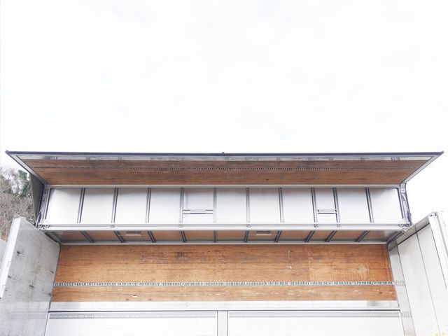 MITSUBISHI FUSOU SUPER GREAT 2018 Image 31