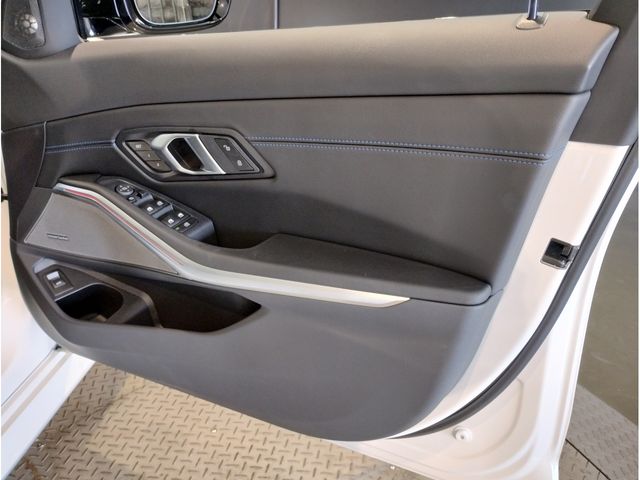 BMW 3SERIES SEDAN 2024 Image 31