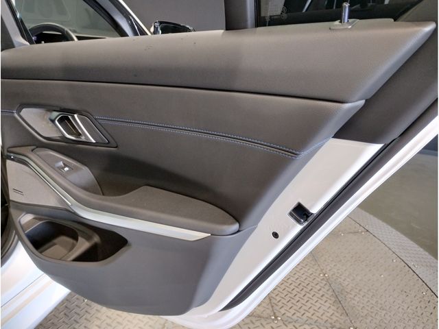 BMW 3SERIES SEDAN 2024 Image 31