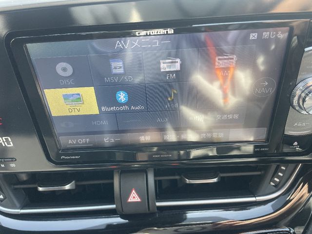 TOYOTA C-HR 2018 Image 31