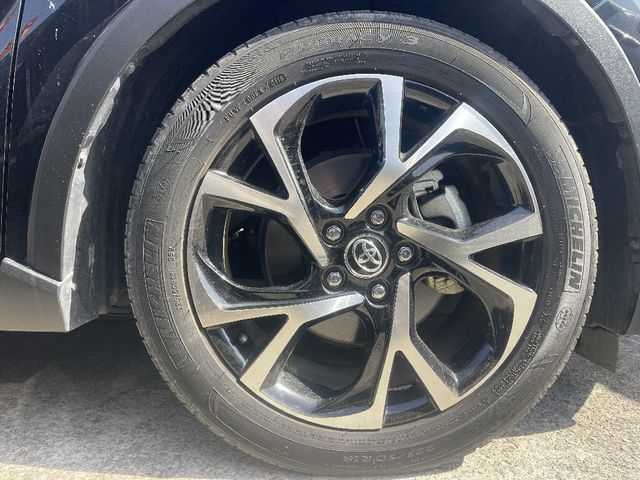TOYOTA C-HR 2018 Image 31
