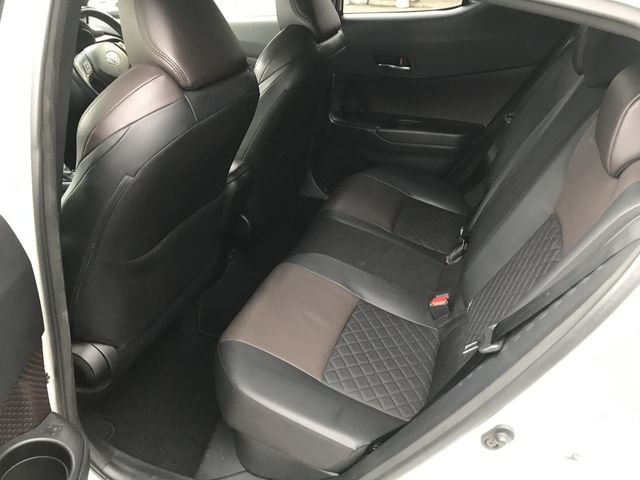 TOYOTA C-HR 2019 Image 31