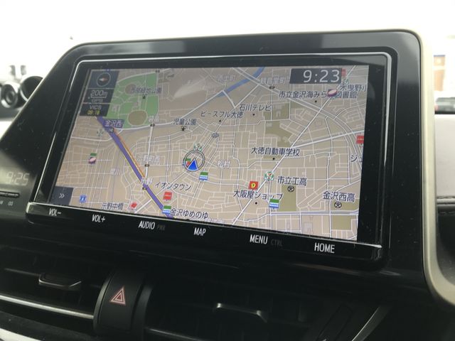 TOYOTA C-HR 2019 Image 31