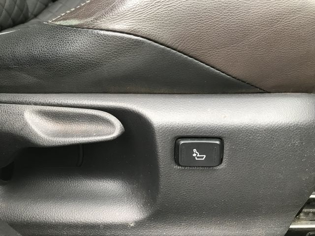 TOYOTA C-HR 2019 Image 31